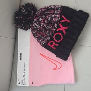 Nike Pink Fleece Neck Warmer  Free Roxy Hat Girls